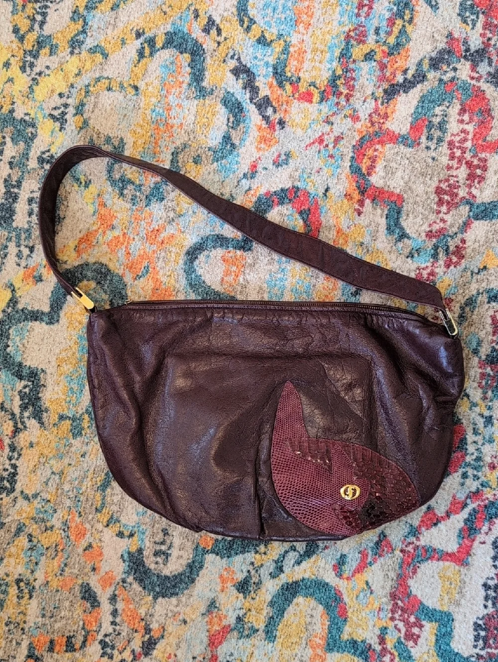 Vintage F Brand Hobo Hand Bag Womens Burgundy Leather Size 9‎ x 14 In